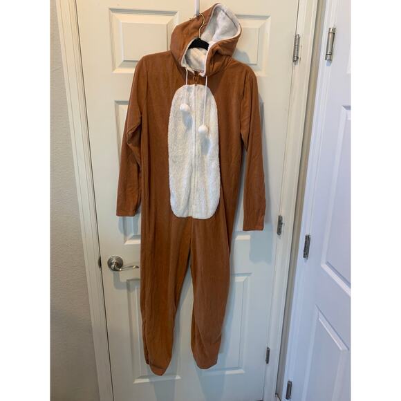 Merry Christmas Poof Wm's Pajamas Reindeer Jumpsuit Size Large NWOT - Picture 1 of 3